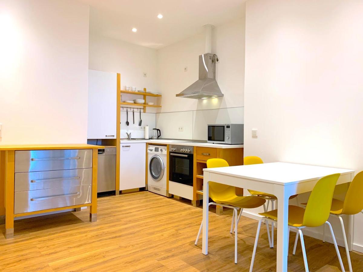 Alles Komplett - 2 Schlafzimmer, Grosse Kueche, Bad Cologne Extérieur photo